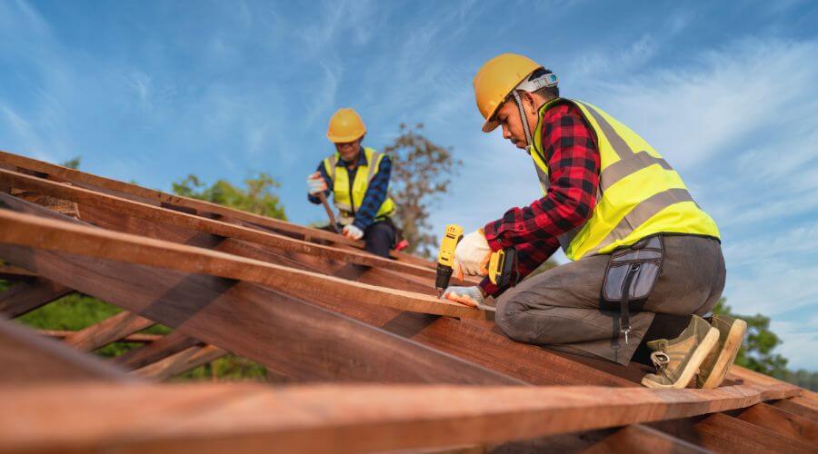 Professional residential roofers in Emington, IL